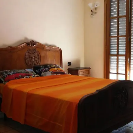 In - Hillside With Garden And Sea View Guest house San Salvatore (Genoa)